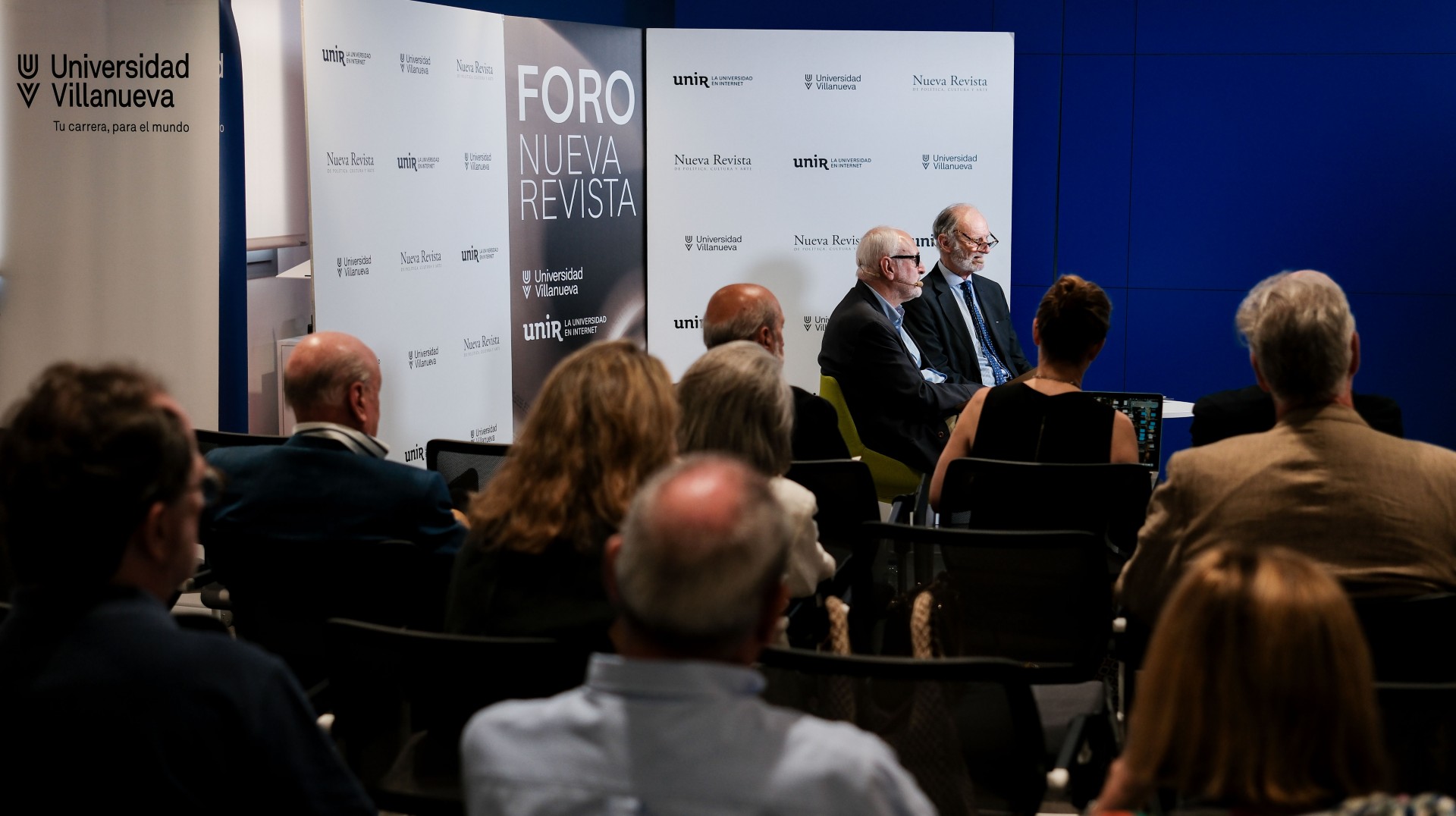Asistentes al Foro Nueva Revista