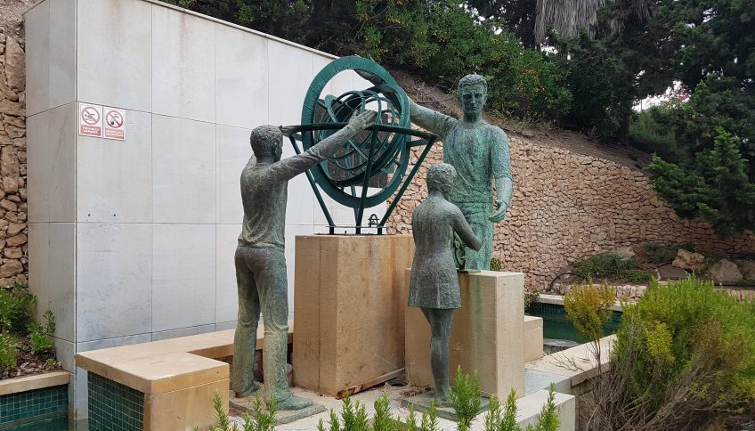 Monumento al maestro