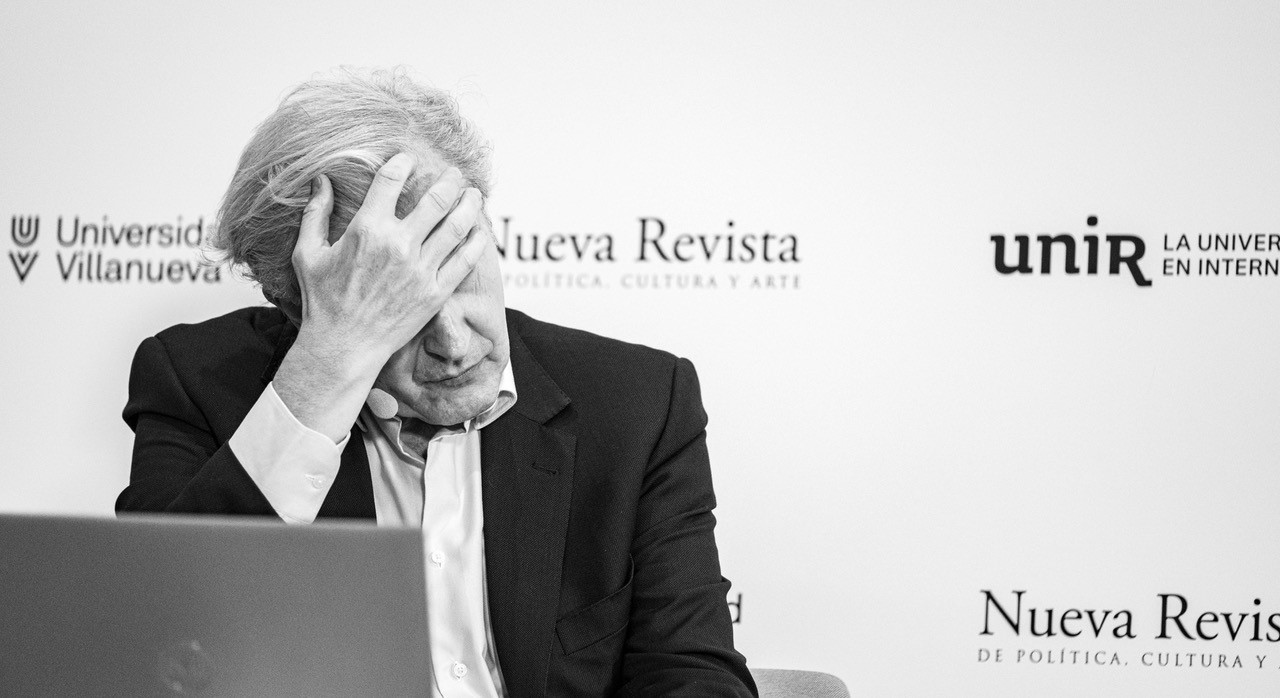 Emilio del Río, muy expresivo durante toda la sesión. Foto: FMB