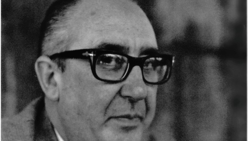 Álvaro Cunqueiro, retratado por su amigo Francisco Fernández del Riego. Foto cedida por Editorial Renacimiento.