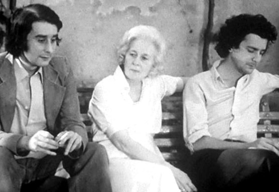 desencanto» (Jaime Chávarri, 1976), película dedicada a Leopoldo María Panero, recordado por su familia