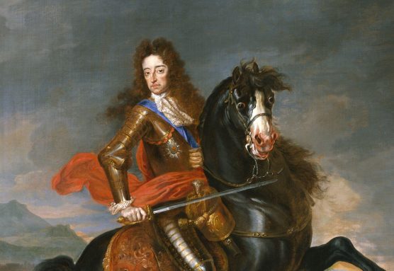 Detalle de un retrato ecuestre de Guillermo III, c. 1690. National Portrait Gallery, dominio público, con licencia de Wikimedia Commons.