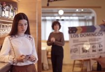 Una imagen del rodaje de «Los domingos», con Blanca Soroa y Padricia López Arnaiz. Foto: David Herranz / Movistar Plus+