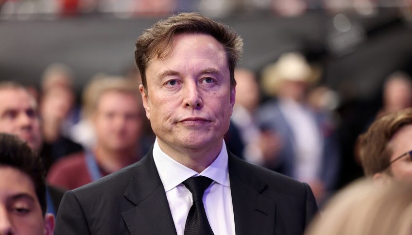 Elon Musk, derrotado por Sam Altman. La imagen es del memorial por Charlie Kirk, en 2025. © Gage Skidmore, con licencia Wikimedia Commons