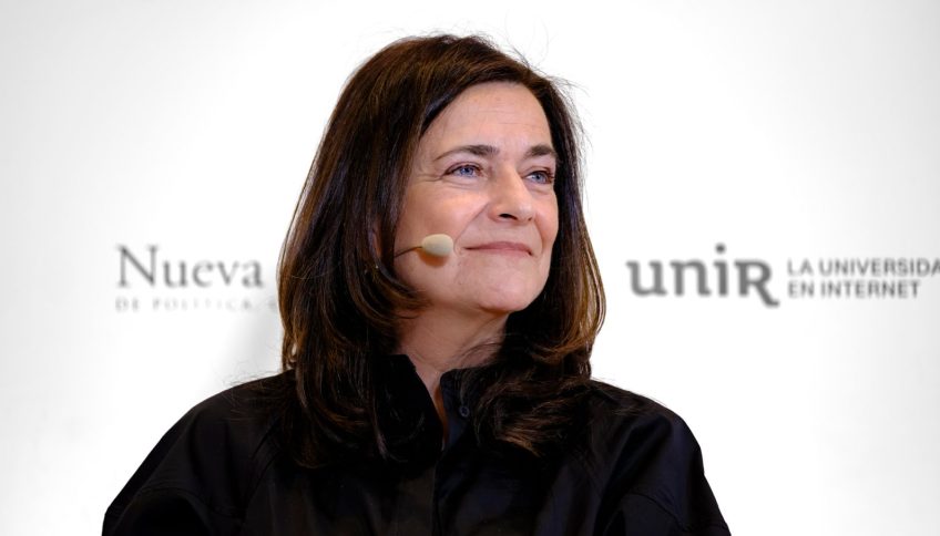 Guadaluoe Arbona en su paso por el Foro Nueva Revista. Foto; © Federico Marín Bellón / Nueva Revista