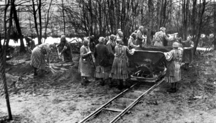Prisioneras en Ravensbrück. CC Wikimedia Commons