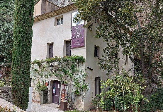 Museo y biblioteca dedicados a Petrarca en Vaucluse, Francia