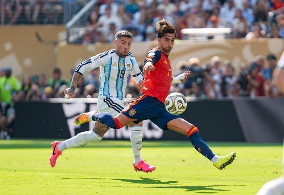 La masculinidad que ganó el Mundial. Ferran Torres, en la final del Mundial de Fútbol. Foto: Bryan Berlin, con licencia CC BY-SA 4.0, via Wikimedia Commons.